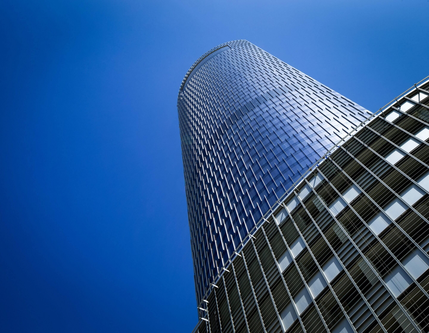Addax Tower, Abu Dhabi architecture  