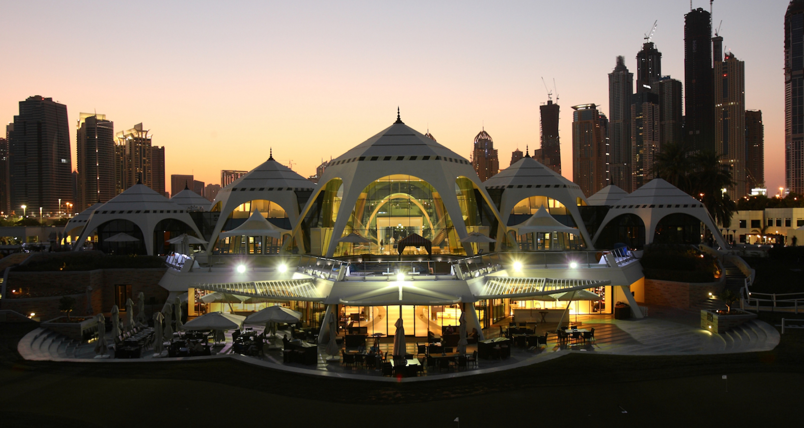 Retrospect | Commemorating the 30th anniversary of Emirates Golf Club