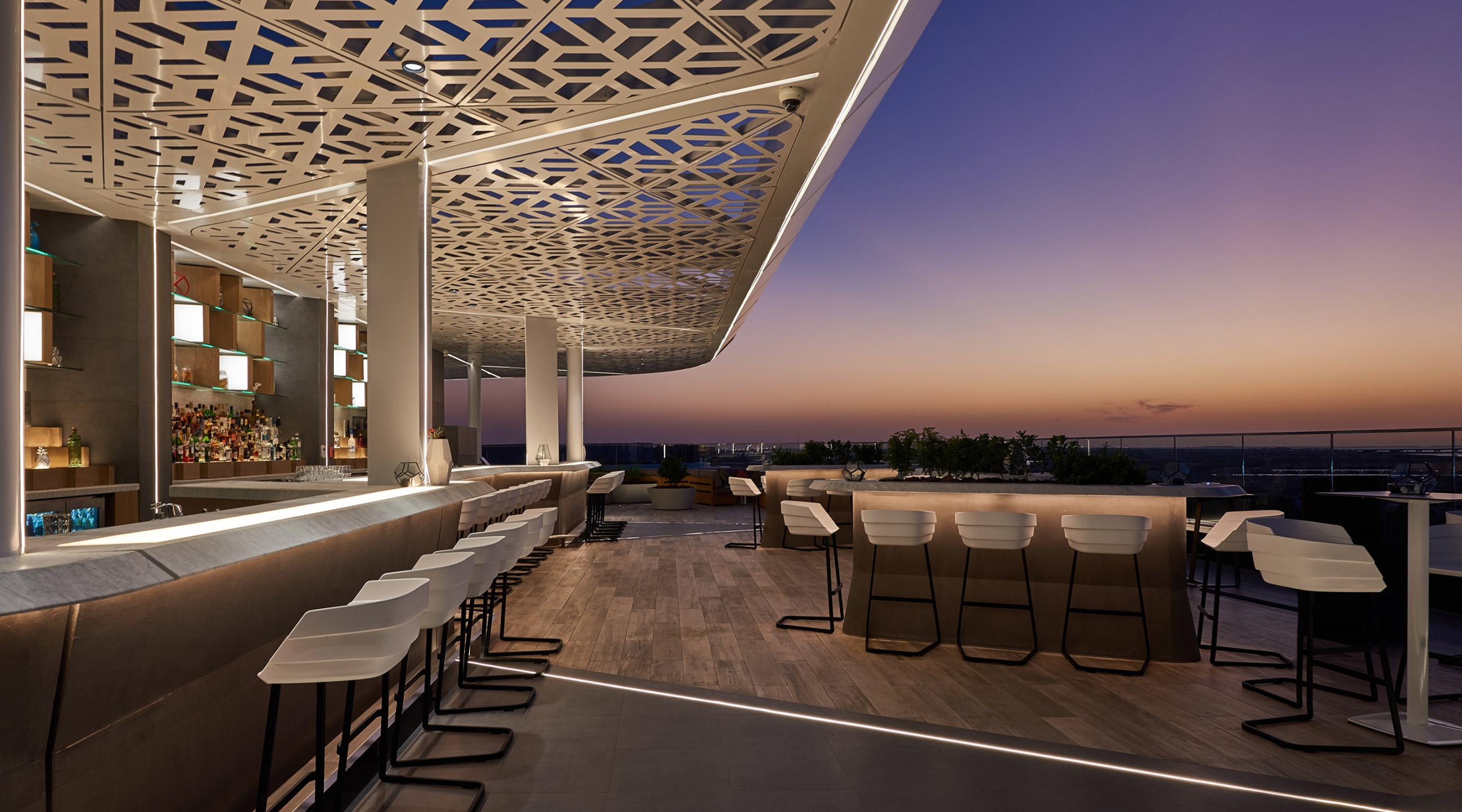 JA Lake View Hotel wins Dubai Hotel Interior International Property Award