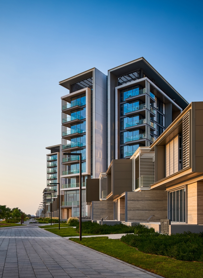 ArchExec_Narrow_1_2000x2737.jpg